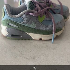 Nike Kids Sneakers - Green, Gray, and Blue